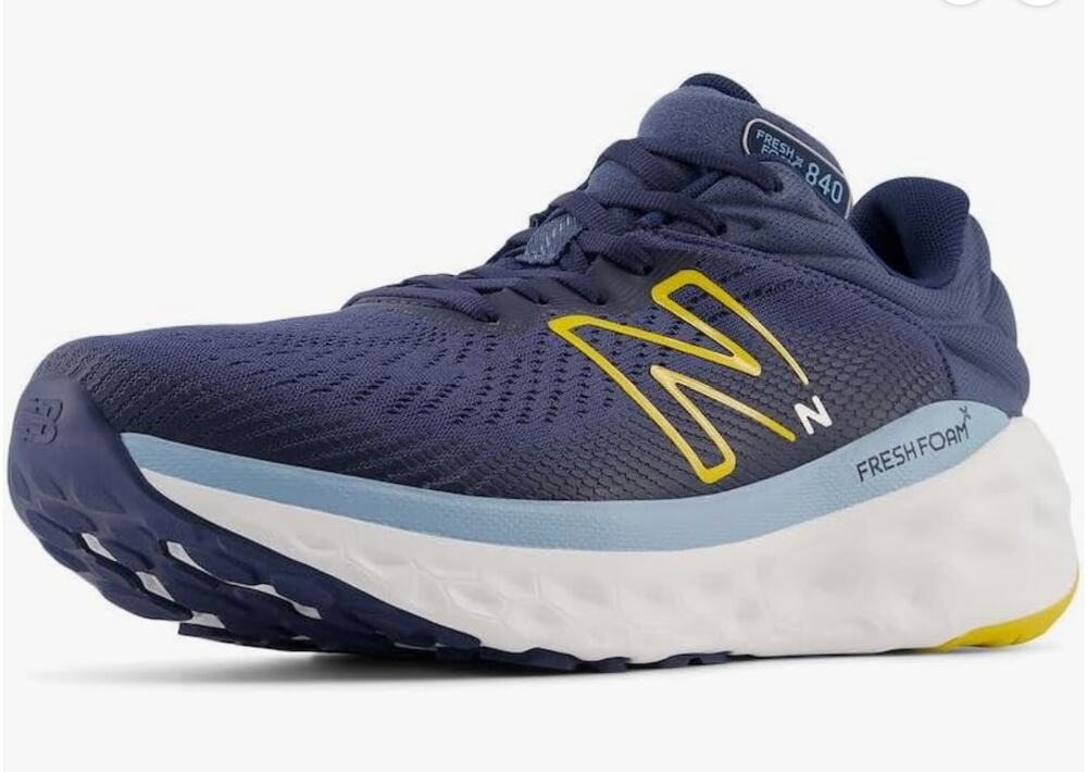 New Balance Men's M840FCE Running Shoe, 10.5